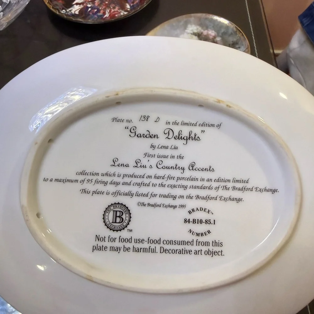 Lena Liu Country Accents Collector Plate Garden Delights